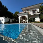 Villa Allyson B&B